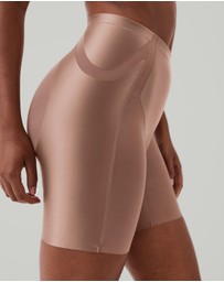 Spanx - SPANXshape Booty-Lifting Mid-Thigh Short
