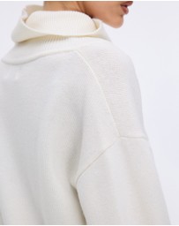 Minima Esenciales - Rian Wool Cashmere Funnel Neck Jumper
