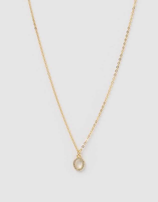 Izoa - Crystal Letter O Necklace Gold