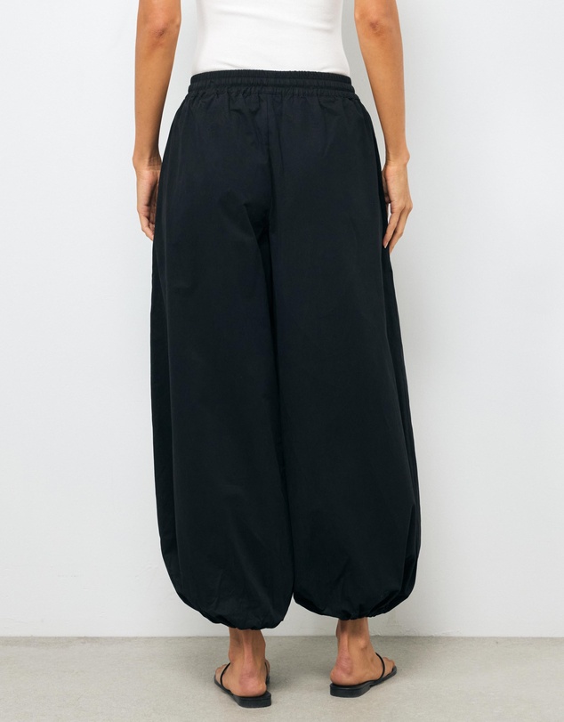 AERE - Lori Poplin Balloon Pants
