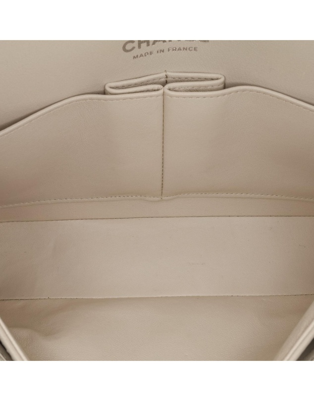 Pre-Loved by Azura Reborn - Pre-Loved Small Classic Chevron Lambskin Double Flap