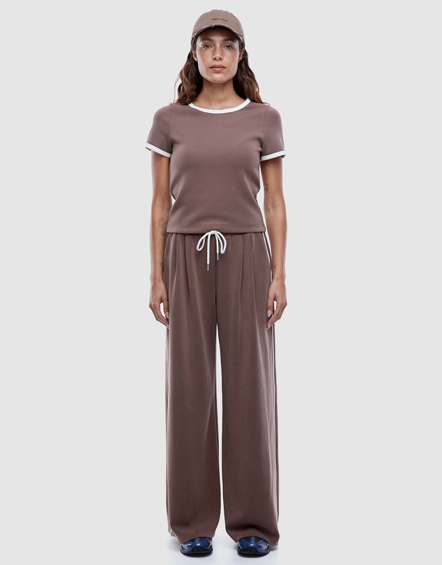ENA PELLY - Elly Fitted Tee
