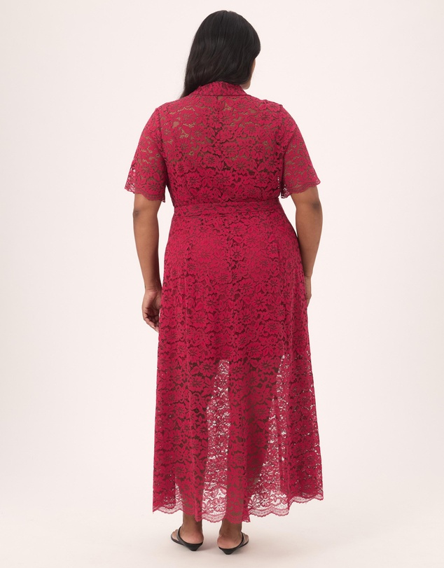 Atmos&Here Curvy - Eden Lace Midi Dress