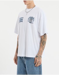 Kiss Chacey - Clusters Street Tee