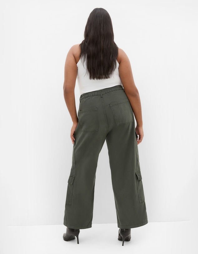 City Chic - Plus size Harley Fit Ali Cargo Wide Leg Short Jean - khaki