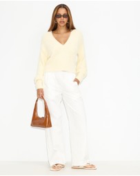 Dazie - Faye Fuzzy V-Neck Sweater