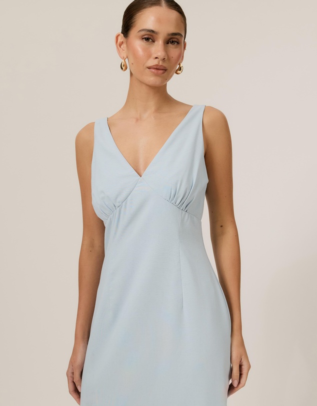 Tussah - Andy V Neck Midi Dress