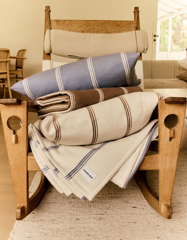 Country Road - Basil Throw