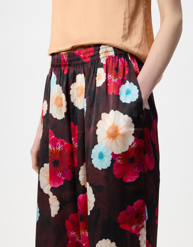 The Social Outfit - Silk Kai Pants - Cosmic Bloom
