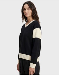 Academy Brand - Maggie Contrast V Sweat