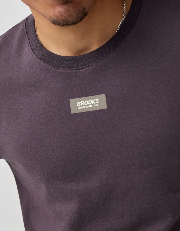 Brooks - Graphic Short Sleeve