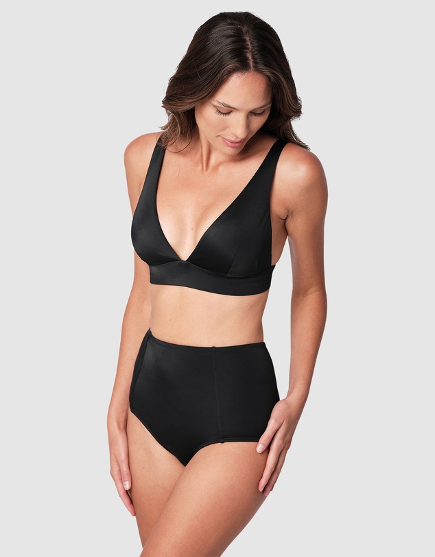 UNE PIECE - Never Say Never Bralette DD-F Cup Bikini Top
