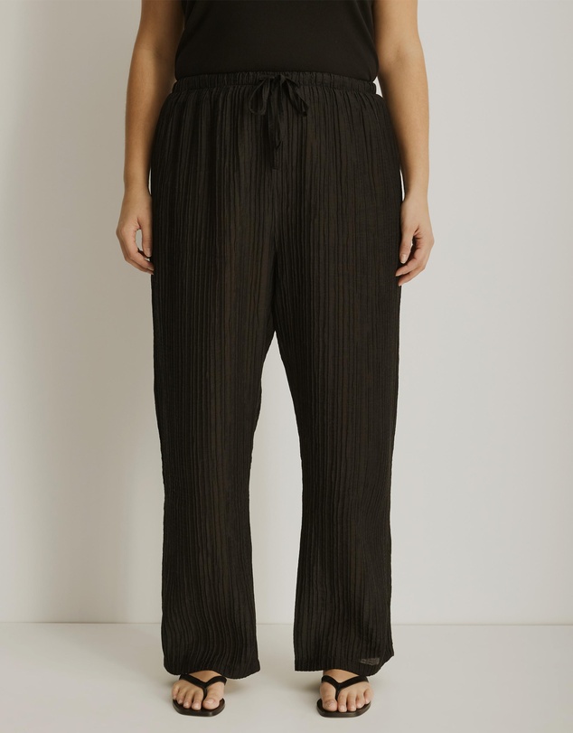 Atmos&Here Curvy - Calista Plisse Pants