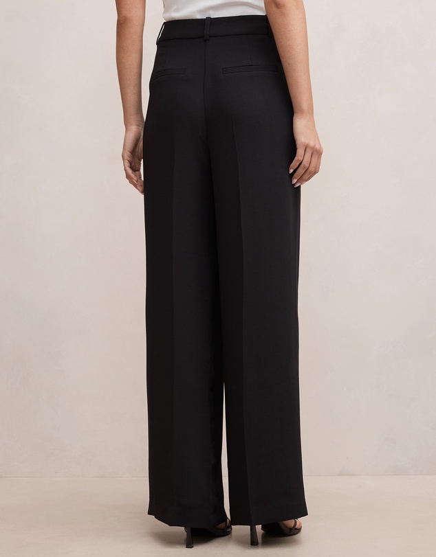 Forever New - Eva Crepe Wide Leg Pants