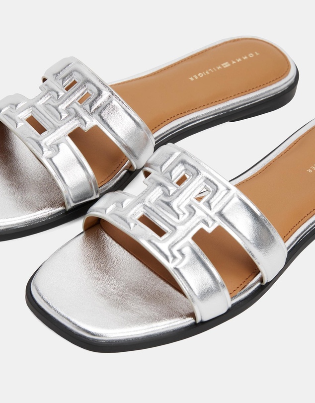 Tommy Hilfiger - Logo Strap Metallic Mules - Women's