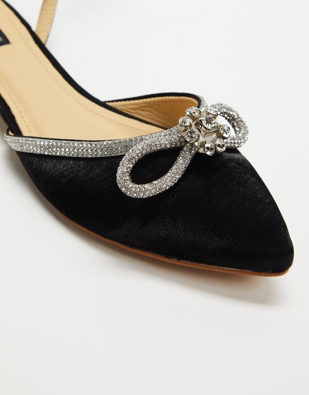 Nina Armando - Didi Flats
