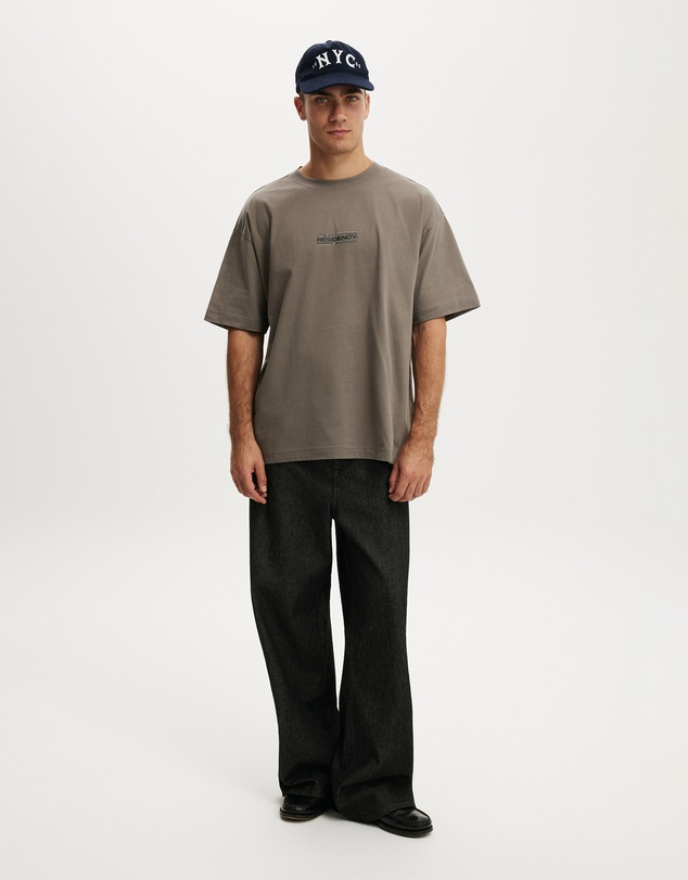 Cotton On - Box Fit Text T-Shirt