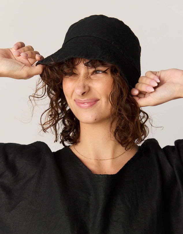 Primness - Peaches Bucket Hat