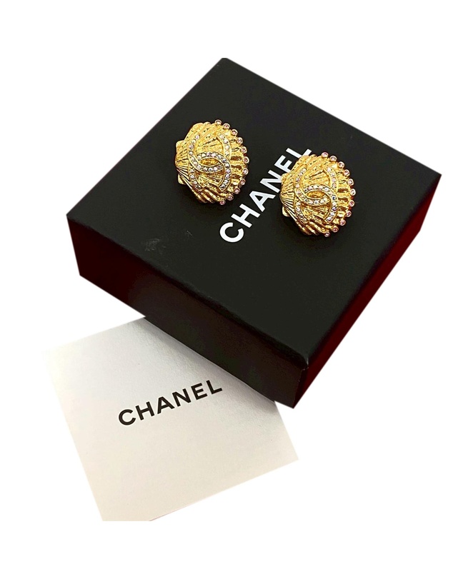 Pre-Loved by Azura Reborn - Pre-Loved CC Gold Plated Rhinestone Shell Clip On Earrings