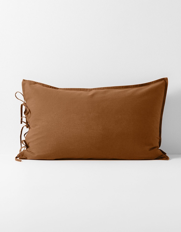 Aura Home - Maison Vintage Standard Pillowcase