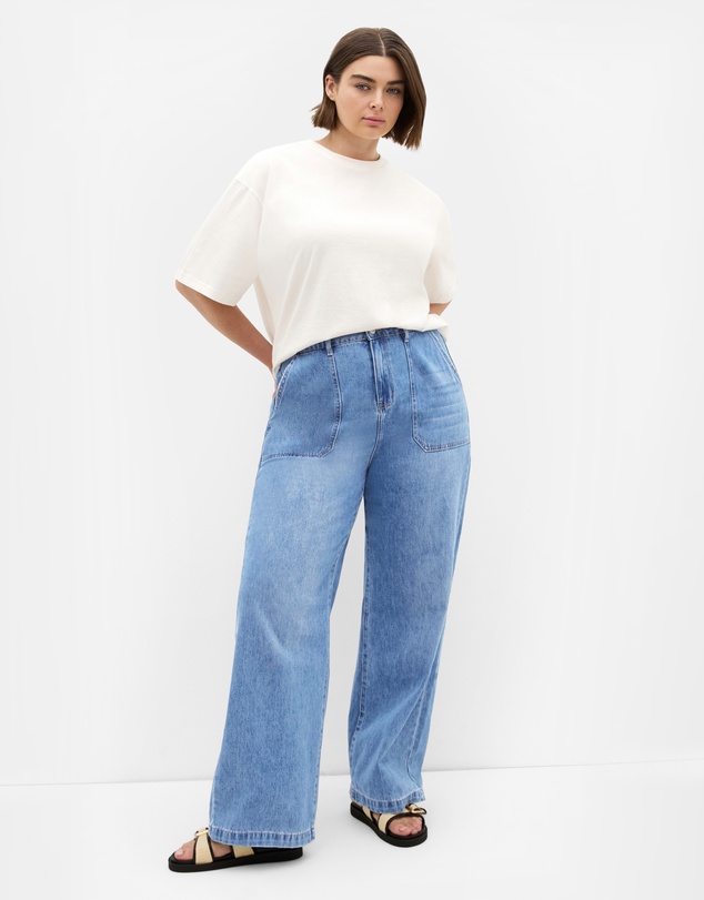 City Chic - Plus size Harley Fit Jessa Wide Leg Regular Jean - light wash