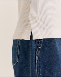 Review - Olivia Ribbed Top