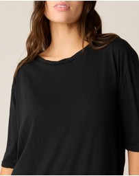 Primness - Hap Tee