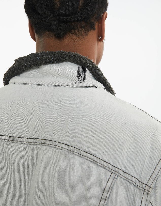 Vintage by The Real Deal - Pre Loved - 90s Levi's Sherpa Lined Denim Jacket