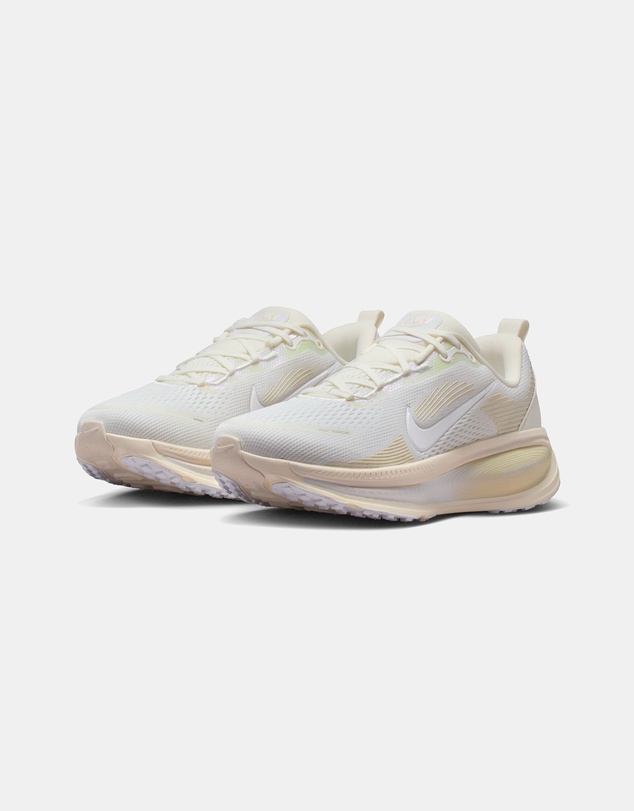 Nike - Vomero 18 - Women's