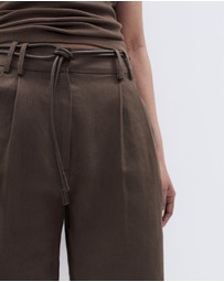 UNISON - Longline Bermuda Short