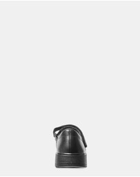 Ascent - Adela - B Width (Youth)