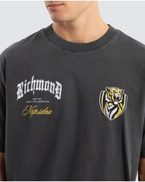 Nena & Pasadena - Richmond Vintage Goth Tee