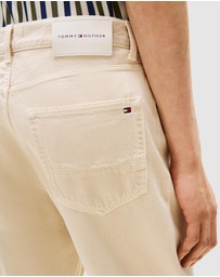 Tommy Hilfiger - Harlem Washed Tapered Jeans