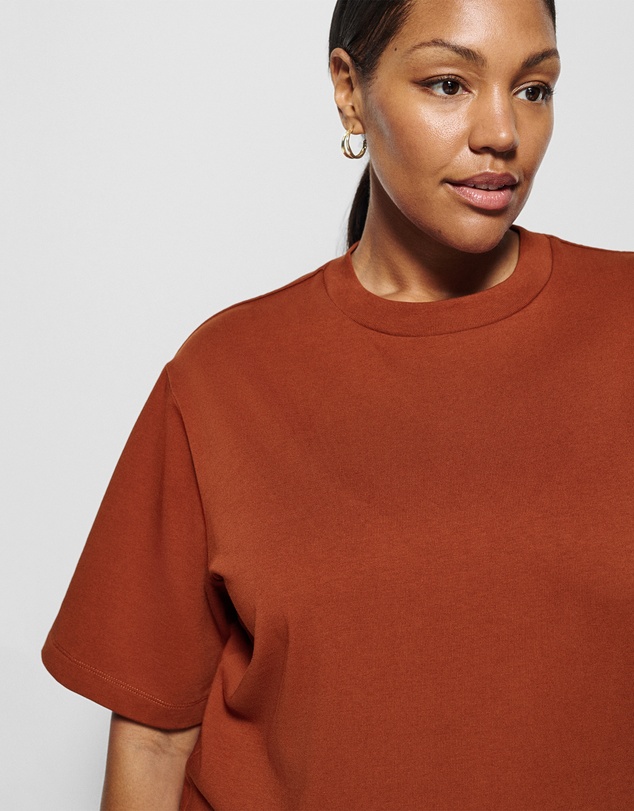 Commonry - Modern Tee