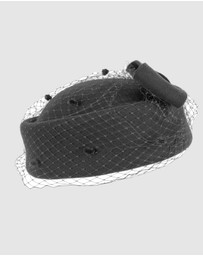 Max Alexander - Felt Pillbox Hat With Veil