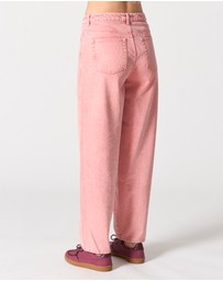Walnut Melbourne - Laguna Jeans
