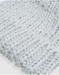 Belle & Bloom - Winter's Kiss Beanie - Light Grey