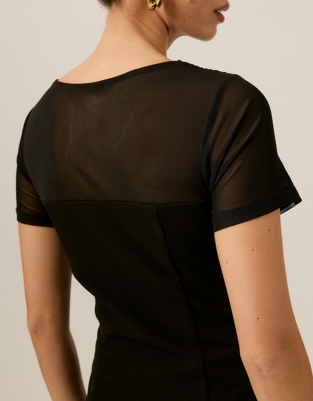 Tussah - Olivia V-Neck Crepe Top