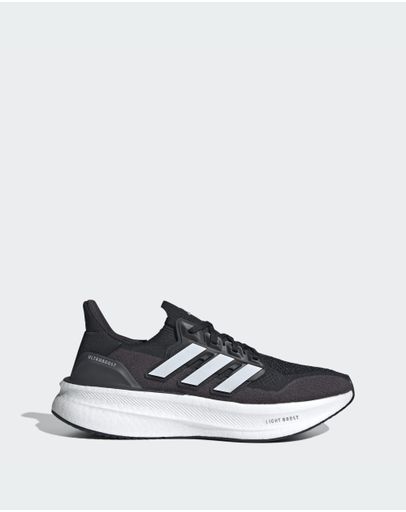 Core Black / Cloud White / Iron Metallic