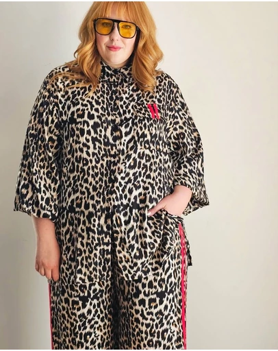 Hope & Harvest - Suki Shirt Leopard Print w Stripe