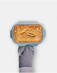 Joseph Joseph - Nest™ Bake 2lb Non-Stick Loaf Tin with Easy-Pull Handles