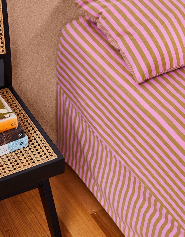 Mosey Me - Lilac Sprout Fitted Sheet