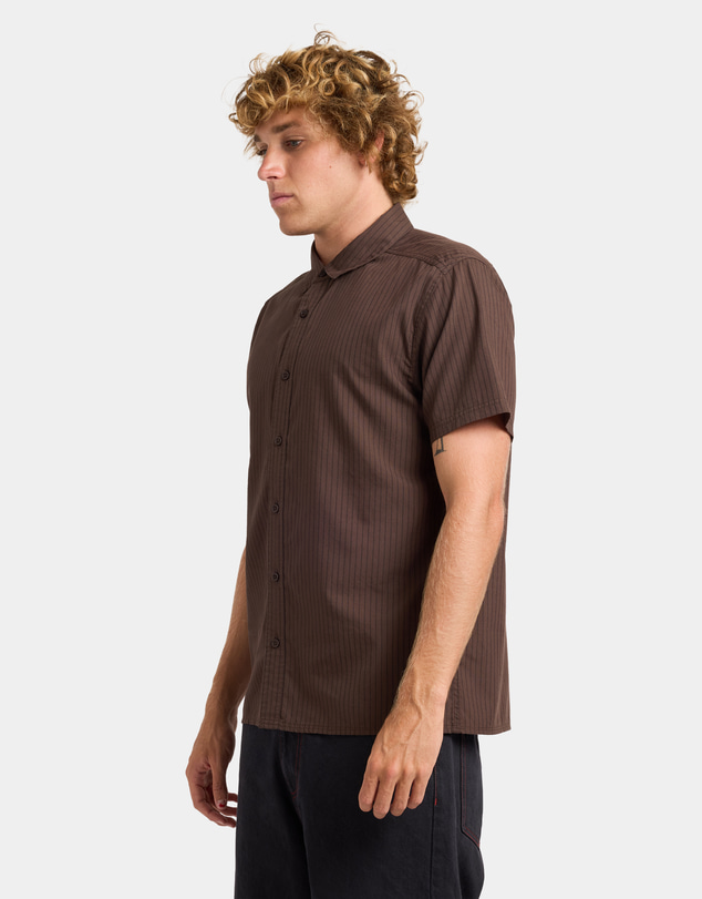 RVCA - HARMONY EMBLEM (CSD0)