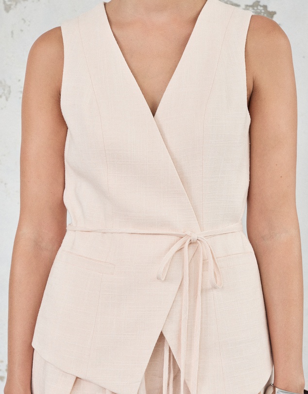 FRIEND of AUDREY - The Linen-Blend Wrap Vest