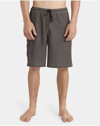 Quiksilver - Mens Exhibit Volley 21