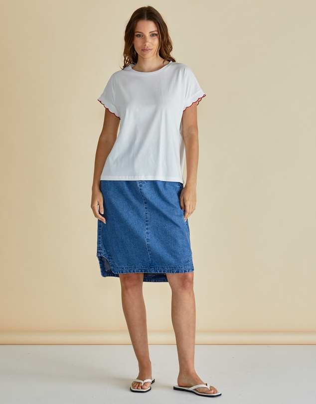 Betty Basics - Sloane Scallop Tee