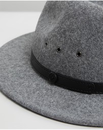Billy Bones Club - The Shadow Grey Fedora