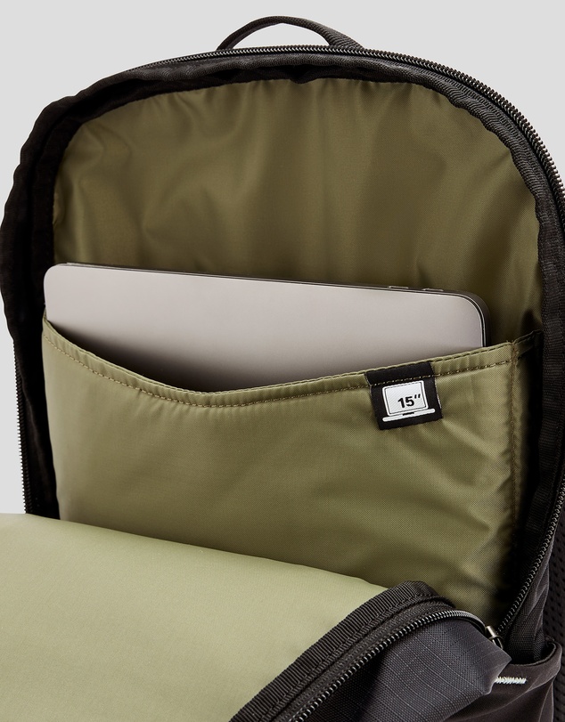 Kathmandu - Axon Escape Backpack - 22L