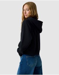 GUESS - GUESS JEANS Drop Shoulder Baker Cropped Hoodie