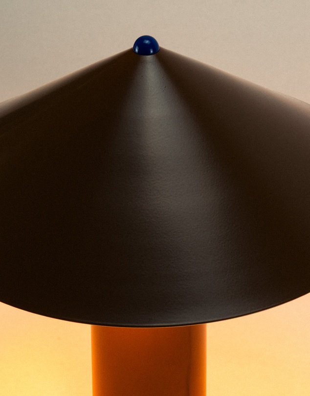 Dennis Did It - Sunnyboy Lamp Dirt